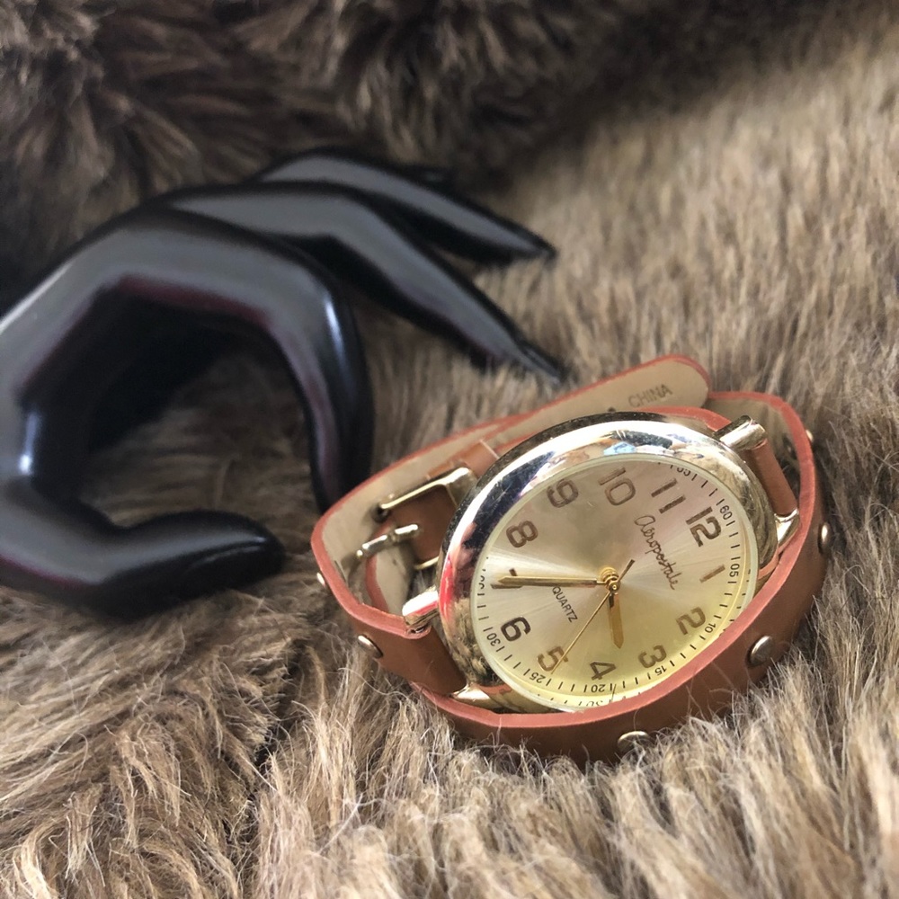 Ladies Aeropostale brown faux leather wrap watch